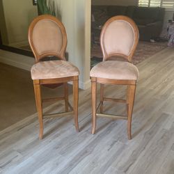 2 Bar stools