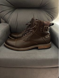 New J. ferrar men's boots size 8