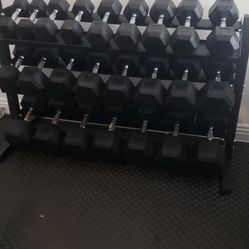 WEIGHTS/ DUMBBELLS/ BRAND NEW/ RUBBER HEX DUMBBELLS/ FREE DELIVERY 🚚 