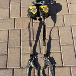 Double 6 Ft Retractable 