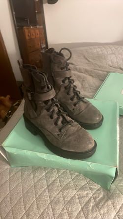 Woman’s Boots