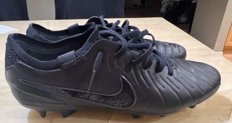 Men’s Nike Tiempo Legend 10 Elite FG ***Size 7.5***