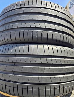 275 35 22 Pirelli P ZERO PZ4 275/35R22 Used Tires 275/35/22
