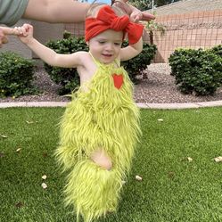 Christmas Grinch Photo Opportunity 