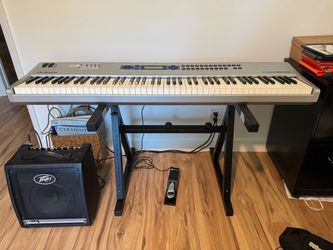 Alesis QS8.2 64 Keyboard with Amp and Foot Pedal