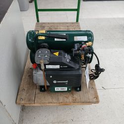 Rolair Aire Compressor 