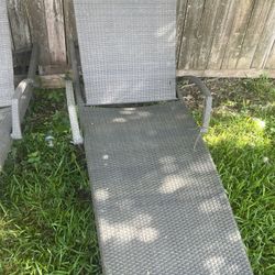 Outdoor Pool Lounges 