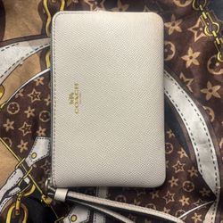 Coach Corner Zip Wristlet