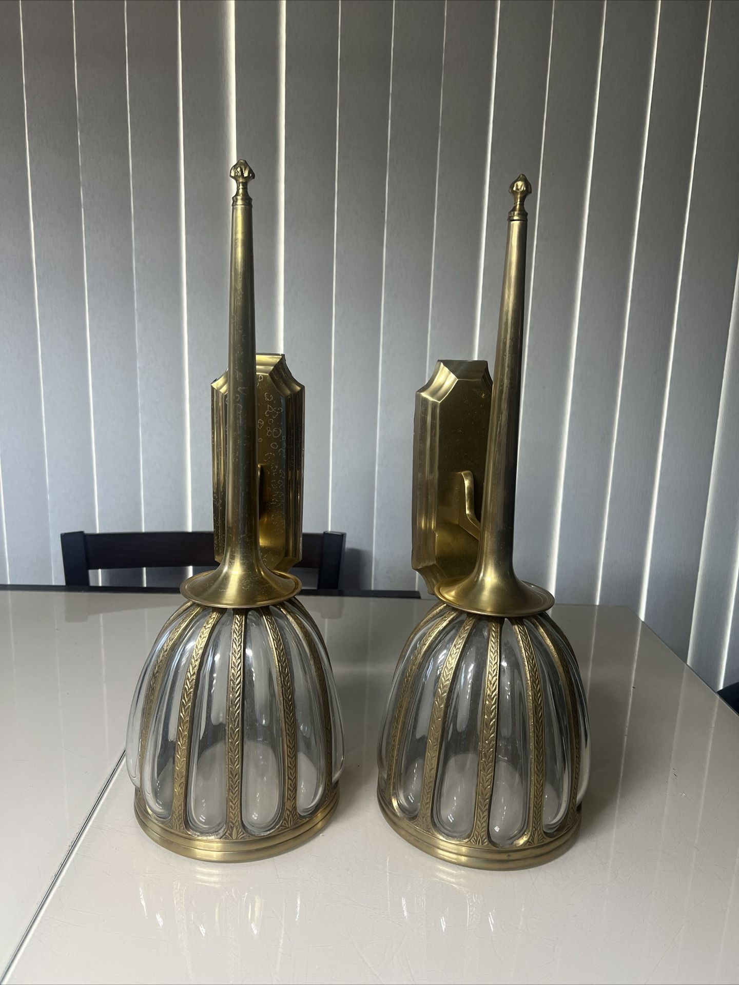 Vintage Bombay Company Brass Wall Sconce Set Of 2 Candle Holder Read. Used in good condition with some cosmetic blemishes from time and storage. The