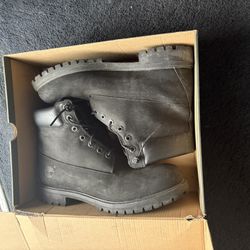 Black Timberland Boots 65$ 11.5