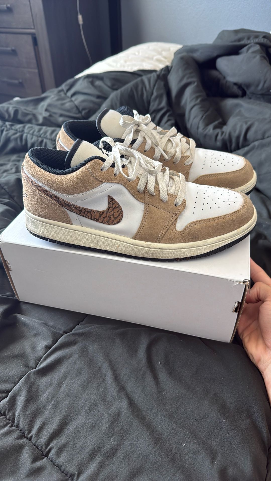 Air Jordan 1 Low Men’s 9.5