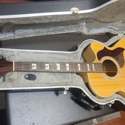 TAKAMINE G SERIES ACOUSTIC ELECTRIC GUITAR MODEL EG523SC MADE IN KOREA IN YELLOW NATURAL COLOR. 