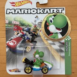 Yoshi Mario Kart Hot Wheels Standard Kart Figure