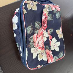 Travel organizer 