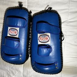 Thia Pads