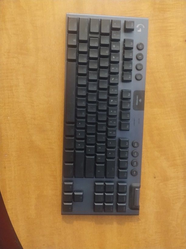 Logitech Tkl 915