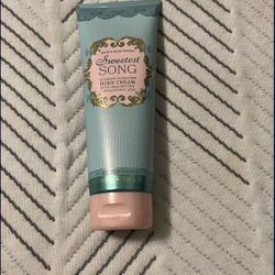 Bath and Body Works Body Cream 