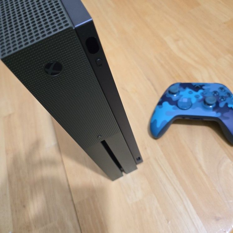 XBOX ONE S BATTLEFIELD EDITION (MILITARY GREEN)