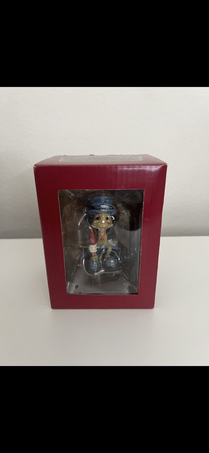 Jiminy Cricket Disney Enesco Showcase Collection Figure