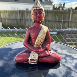 Sitting Buddha Statue