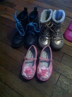 Girl shoes