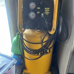 Air Compressor Dewalt 