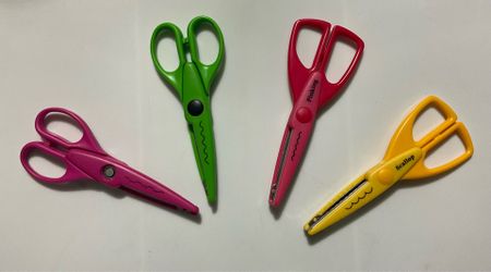 Used 4 Decorative Craft Scissors ($1 each)