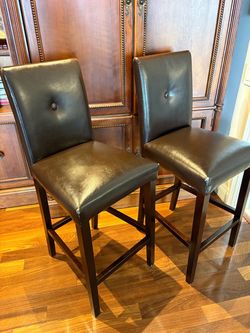 2 Barstool Chairs