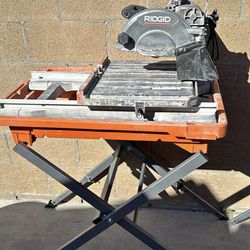 Ridgid 8in tile saw used