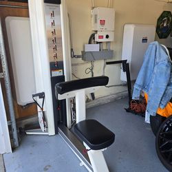 Freemotion  Bicep Machine