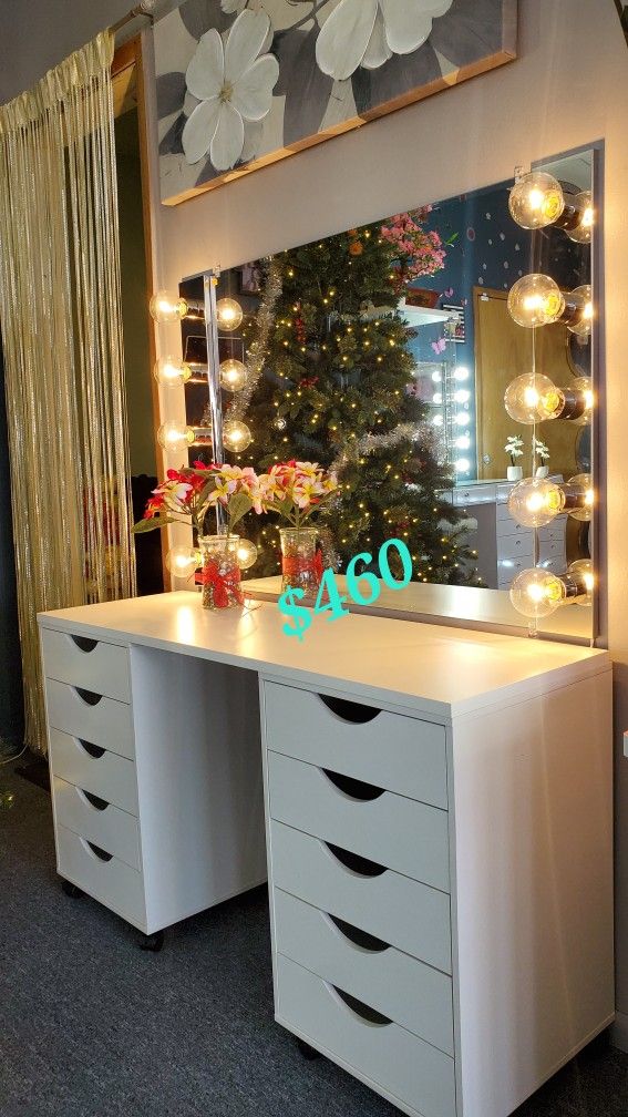 Makeup Vanity Table With Mirror Light 