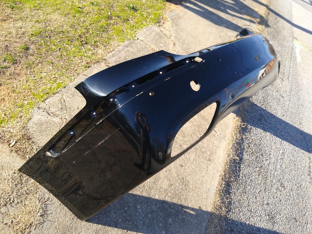 Hyundia Genesis rear bumper 2012 to 14