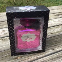 Victoria’s Secret Tease Glam perfume