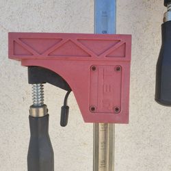 2 jet wooden clamps 60 inches.