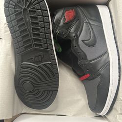 Jordan 1 High Black Satin Gym Red Size 9 New 