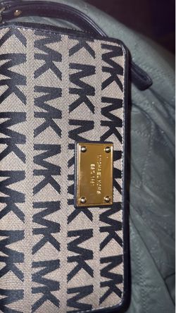 Michael korrs wallet