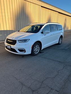2022 Chrysler Pacifica