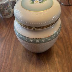 Vintage Knott's Berry Farm Foods Ceramic Canister