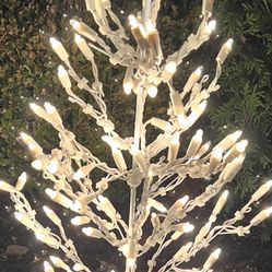 27” Pre-Lit Artificial White Metal Christmas Twig Tree – Indoor/Outdoor *New*