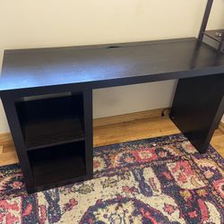 FREE DESK