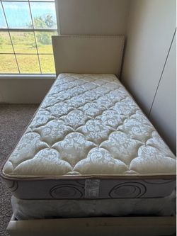 Twin bed