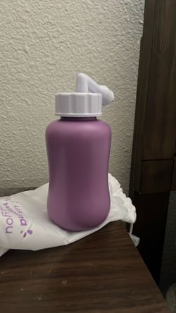 FridaMom peri bottle - NEVER USED