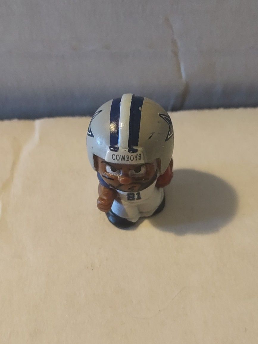 NFL Teenymates Dallas Cowboys Ezekial Elliot #21 Action Figure