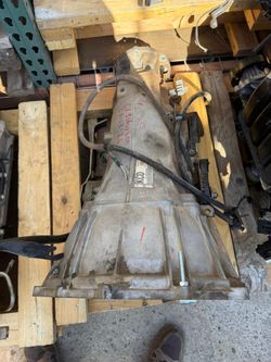 2001 Chevy Suburban 5.3L Transmission Parts