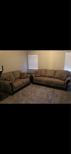 Sofa & Loveseat