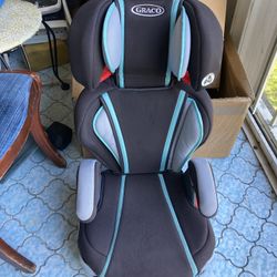 Graco Booster Car Seat For Kids $25