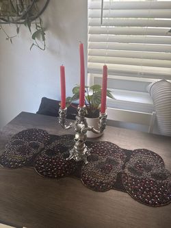 Skull table top set
