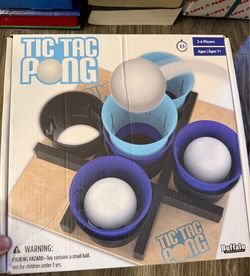 Buffalo Games - Tic Tac Pong Game