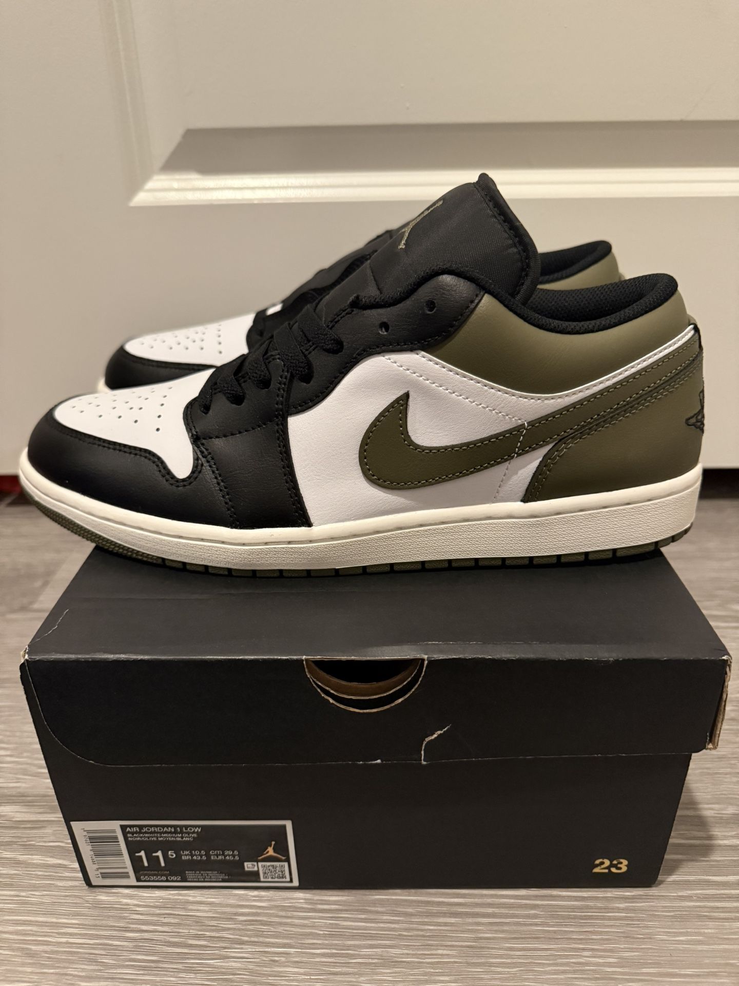 Jordan 1 Low “Black Toe Medium Olive” 553558-092 Men’s Size 11.5