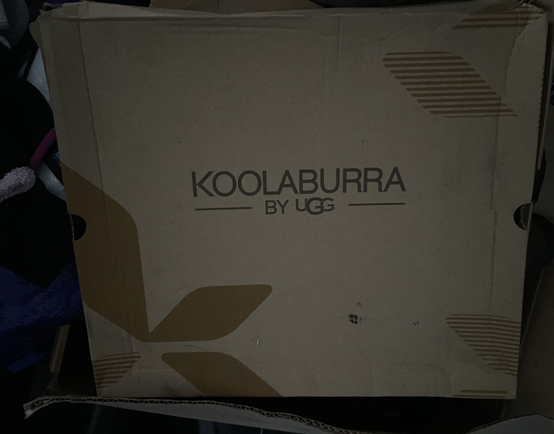 Koolaburra by UGG dezi short Size 11  Women’s 